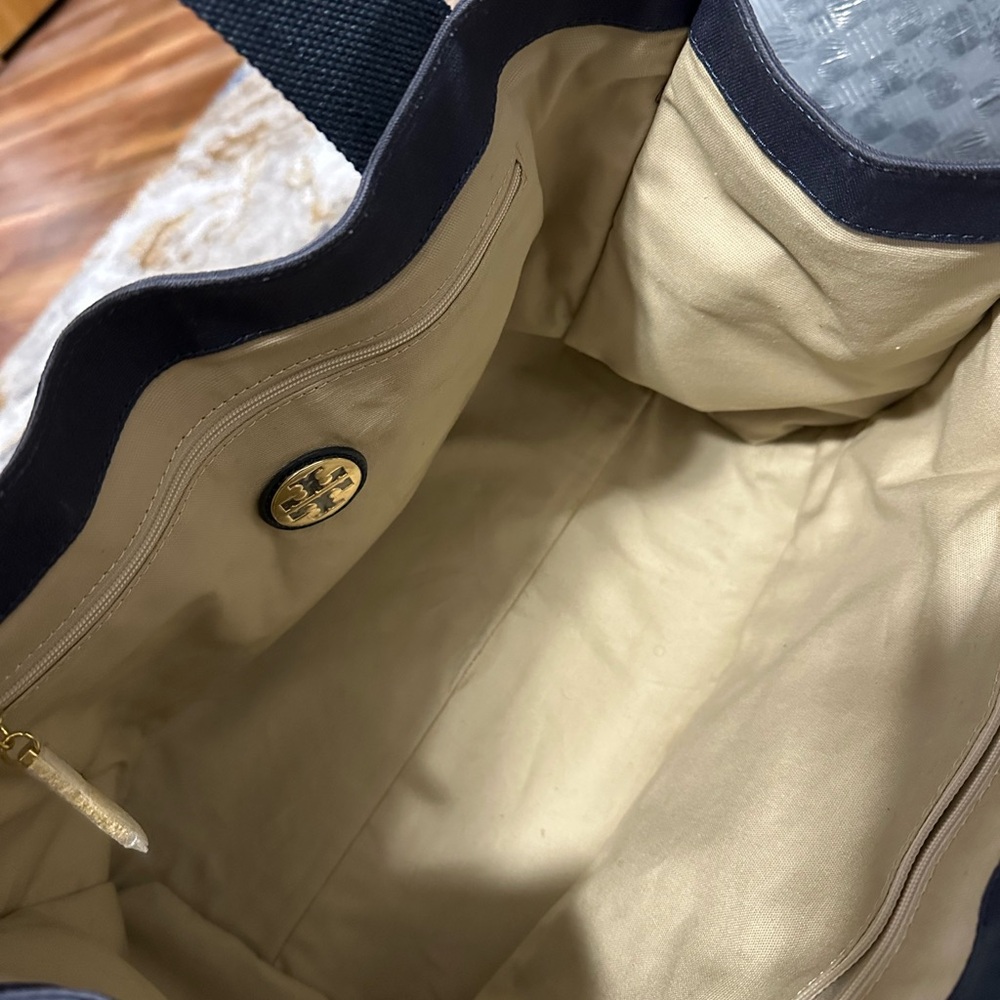 Beautiful Tote - image 3